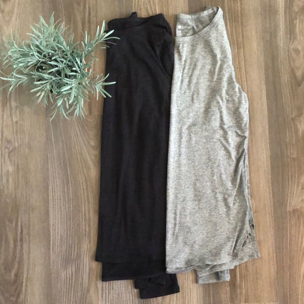 TWO LONG SLEEVE ZELLA WORKOUT BUTTERY SOFT TOPS SIZE XS BLACK AND GRAY